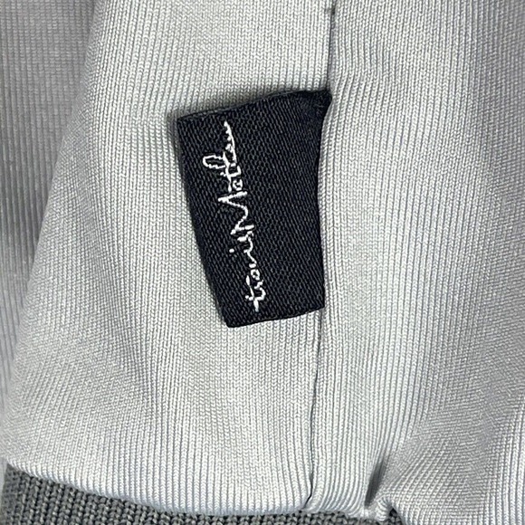 Travis Mathew Mens L Full Zip Golf Jacket Mock Neck Pockets Stretch Gray Striped - Picture 10 of 15